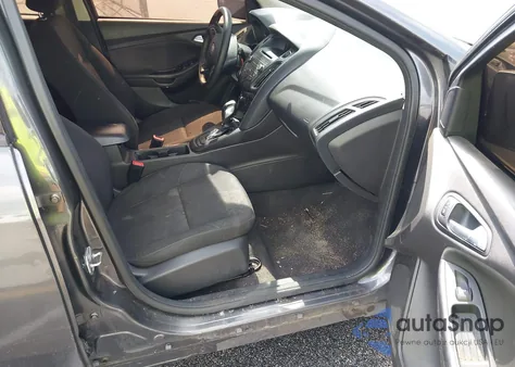 2015 Ford Focus Se z USA, uszkodzony, nr VIN 1FADP3K23FL315482